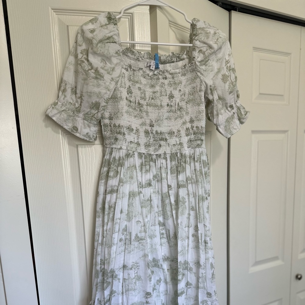 Ivy City Co. Valencia Dress in Green size Small